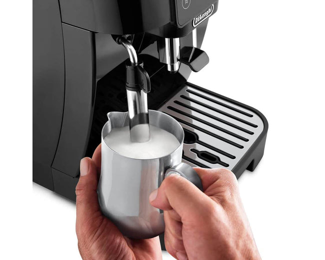 De'Longhi Magnifica Start ECAM220.51.B manual steam wand frothing milk for cappuccino