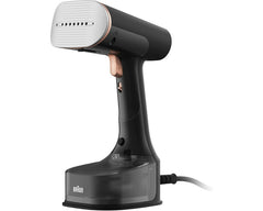 Braun QuickStyle 7 GS7077BK handheld steamer - product in use