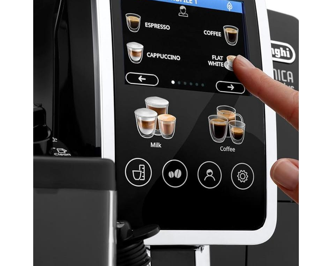 De'Longhi Dinamica Plus ECAM382.70.B espresso machine - product in use