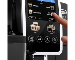De'Longhi Dinamica Plus ECAM382.70.B espresso machine - product in use