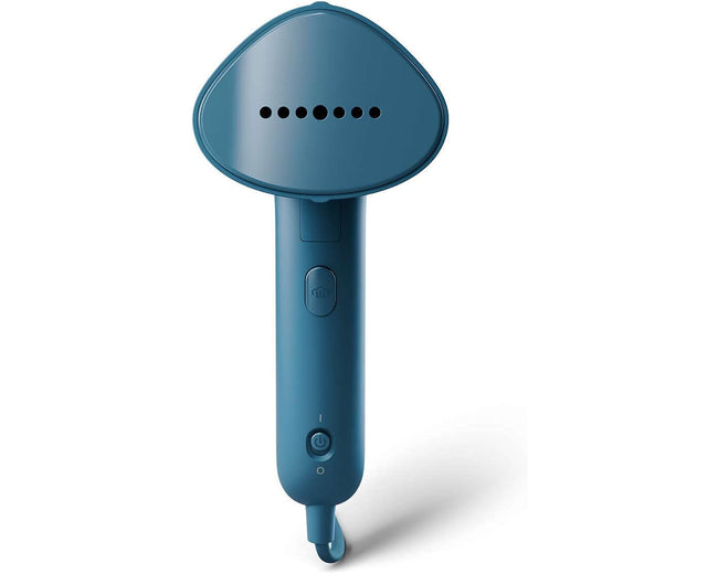 Philips STH3000/26 handheld steamer - product in use