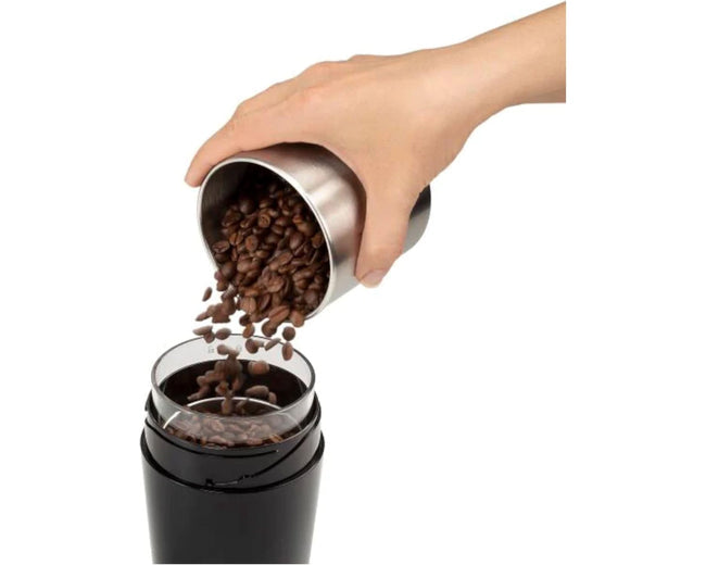 De'Longhi KG210 coffee and spice grinder - product in use