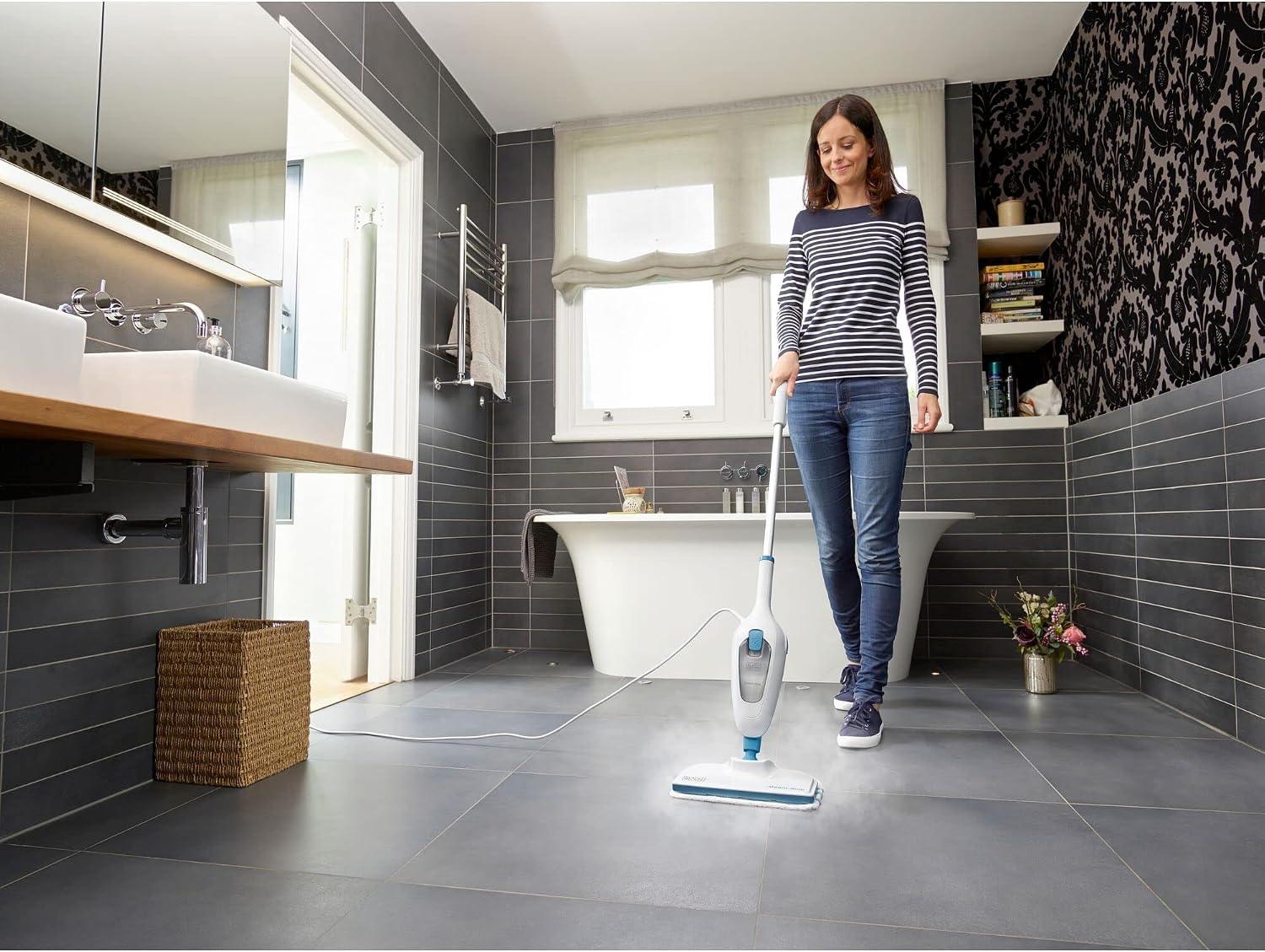 Black+Decker FSMH13E5-GB, 1300w 5in1 Steam-Mop, White, 1300 W, 380 milliliters