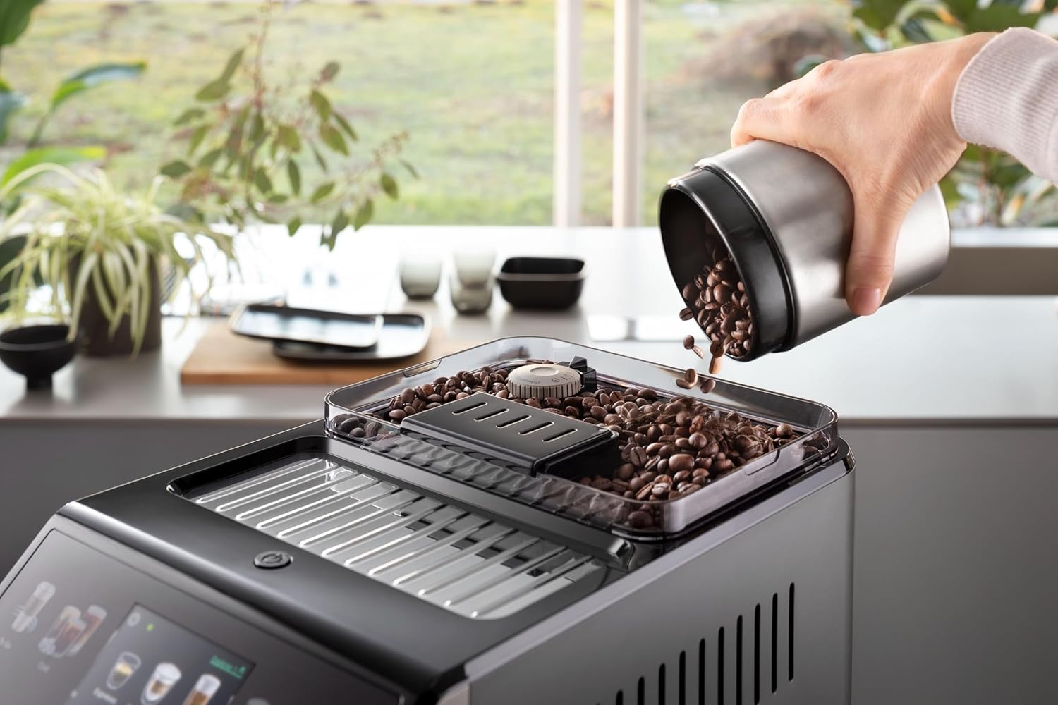 De'Longhi Eletta Explore ECAM452.57.G, Barista Coffee Machine with Milk Frothing Nozzle, Espresso Machine, Coffee Bean Machine, Automatica Coffee Machine with LatteCrema System, Dark Grey