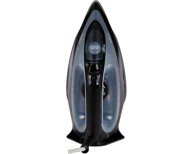Braun SI3055 steam iron - product in use