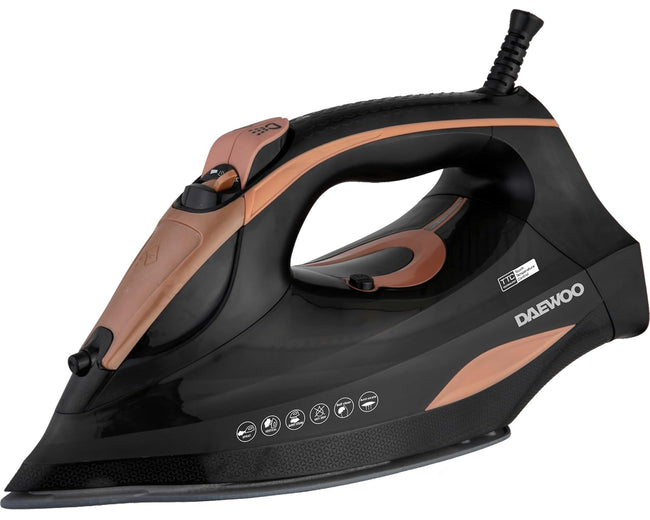 Daewoo DSI-6260 steam iron - product in use