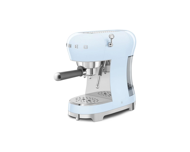 Smeg ECF02PBUK Espresso Coffee Machine with 15 Bar Pump, 1350W, Pastel Blue – three-quarter view