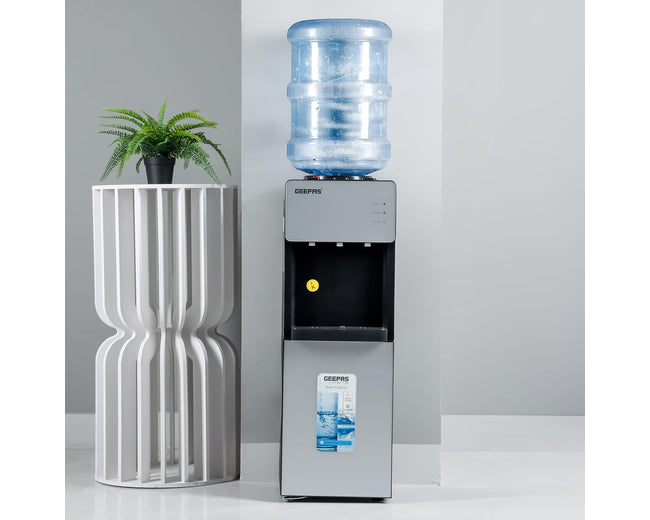 Geepas GWD17039 water dispenser with bottle
